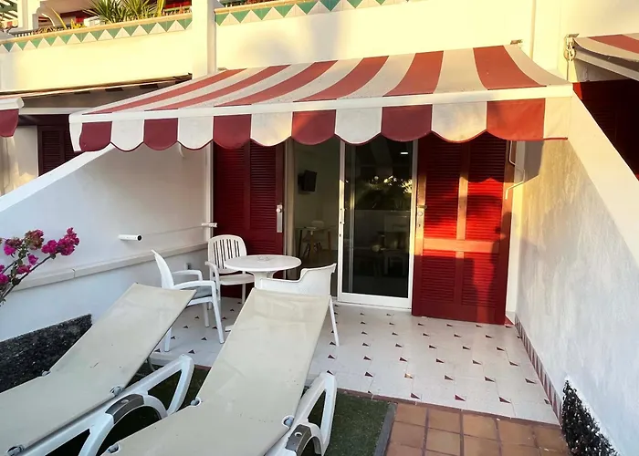 Prime Garden-view Apartment