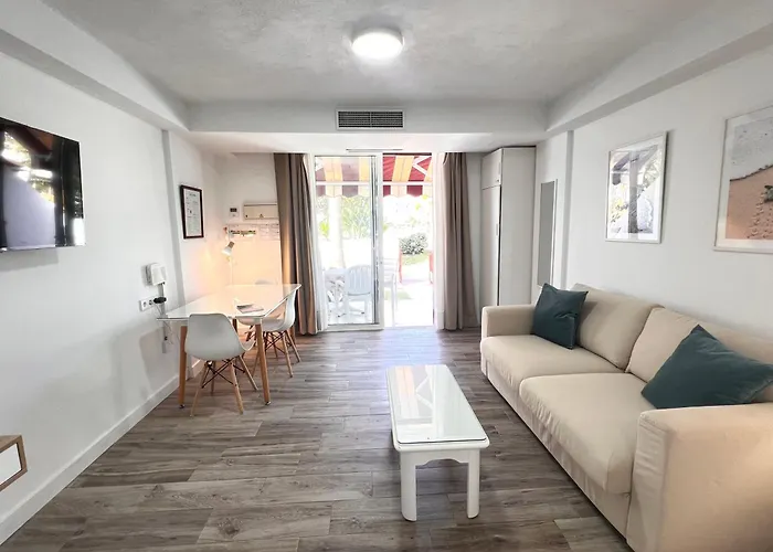 Prime Garden-view Apartment