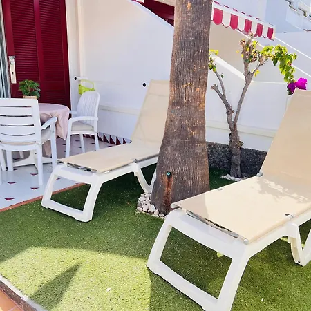 Апартаменты Prime Garden-view Арона